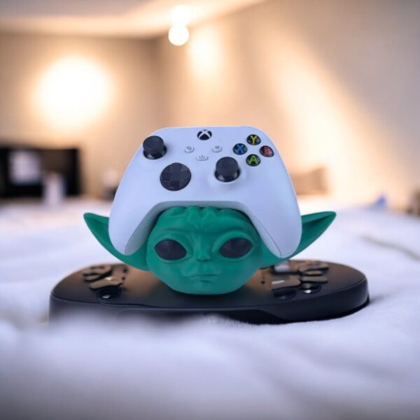 Baby Yoda Controller Holder 3D Printed Model - Mandalorean Game Collectible Figurine fan art desk pet