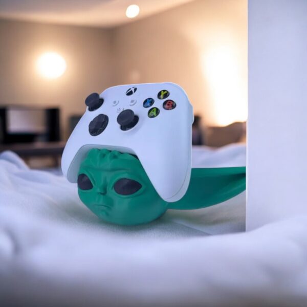Baby Yoda Controller Holder 3D Printed Model - Mandalorean Game Collectible Figurine fan art desk pet